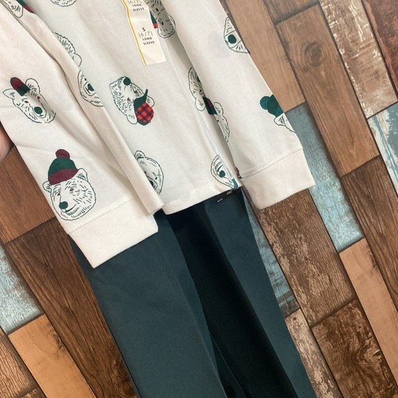 Boys 6/7 bear T-shirt with green dickies - Picture 11 of 14